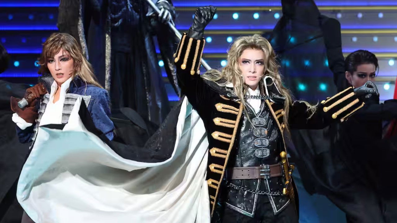 Backdrop image for movie Castlevania: Awakening in the Moonlight