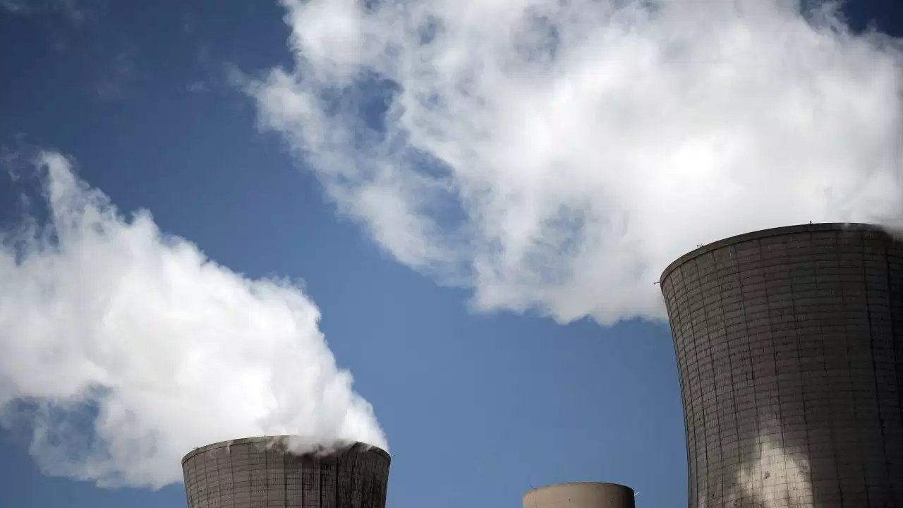 Backdrop image for movie Waste: The Nuclear Nightmare