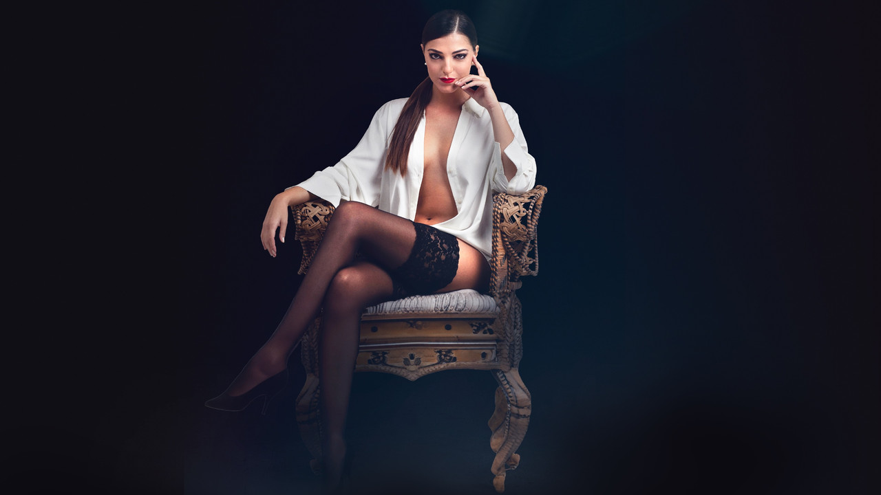 Backdrop image for movie Emanuelle's Revenge