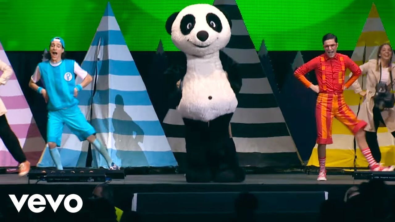 Backdrop image for movie Panda e os Caricas - O Musical Ao Vivo 3