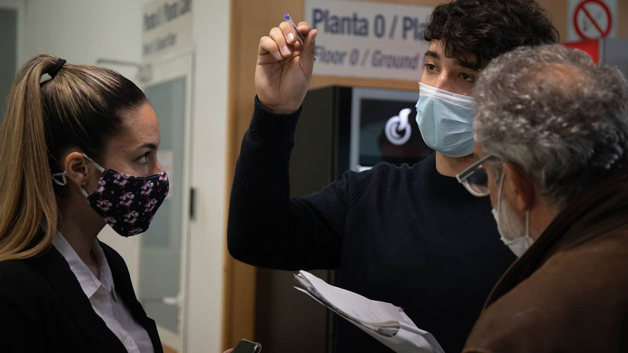 Backdrop image for movie El peso de la existencia