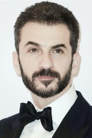 Photo of Michael Aronov