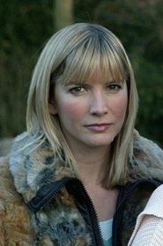 Photo of Lisa Faulkner