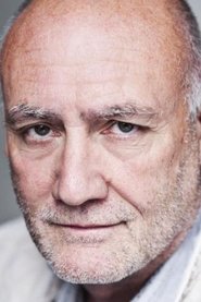 Photo of Robert Gwilym