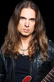 Photo of Kiko Loureiro