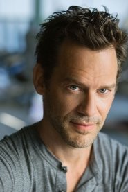 Photo of Chris Gartin