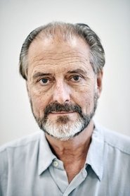 Photo of Gareth Armstrong