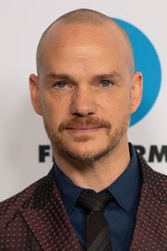 Photo of Peter Paige