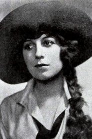 Photo of Lola Todd