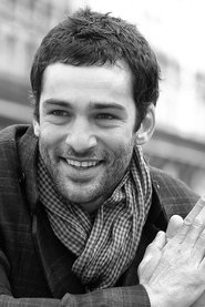 Photo of Nicolas Cazalé