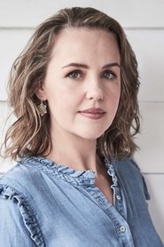 Photo of Victoria Thaine