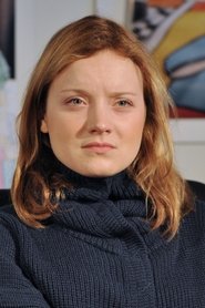 Photo of Elena Leeve