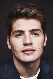 Photo of Gregg Sulkin