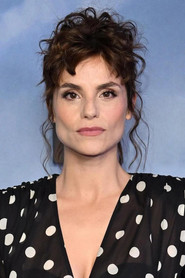 Photo of Charlotte Riley