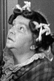 Photo of Hannah Jones