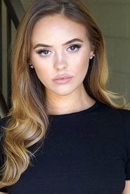 Photo of Calli Taylor