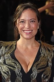 Photo of Lauren Schmidt Hissrich