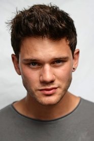 Photo of Jeremy Irvine