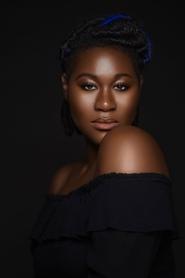 Photo of Zenzi Williams