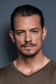 Photo of Joel Kinnaman