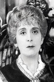 Photo of Clarissa Selwynne