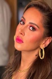 Photo of Yasmine Raeis