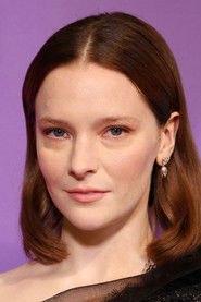 Photo of Morfydd Clark