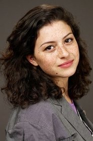 Photo of Alia Shawkat