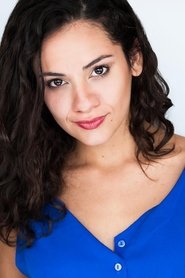 Photo of Isabelle McCalla