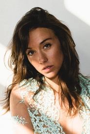 Photo of Stella Maeve