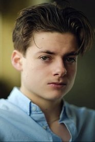 Photo of Louis Ashbourne Serkis