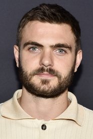 Photo of Alex Roe