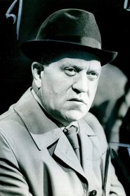 Photo of Roddy McMillan