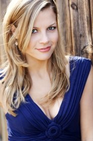 Photo of Stephanie Lemelin
