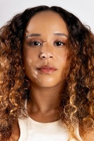 Photo of Mari Oliveira