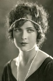 Photo of Jacqueline Logan