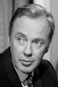 Photo of Derek Farr