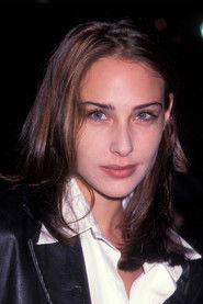 Photo of Claire Forlani