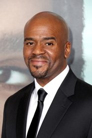 Photo of Larry Bates