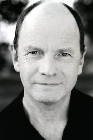 Photo of Simon Chandler