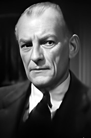 Photo of Robert Strange