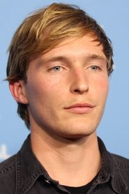 Photo of Sean Keenan