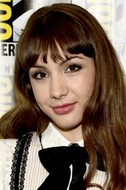 Photo of Hannah Marks