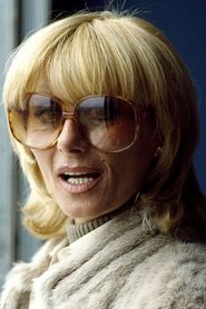 Photo of Sandra Mondaini