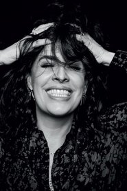 Photo of Paula Lavigne