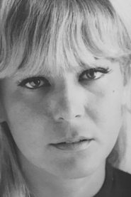 Photo of Júlia Buisel