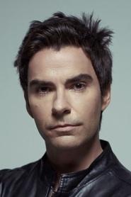 Photo of Kelly Jones