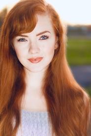 Photo of Holly Bonney