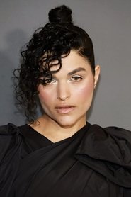 Photo of Eve Harlow