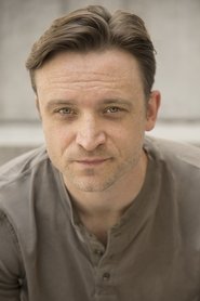 Photo of Dustin Seavey